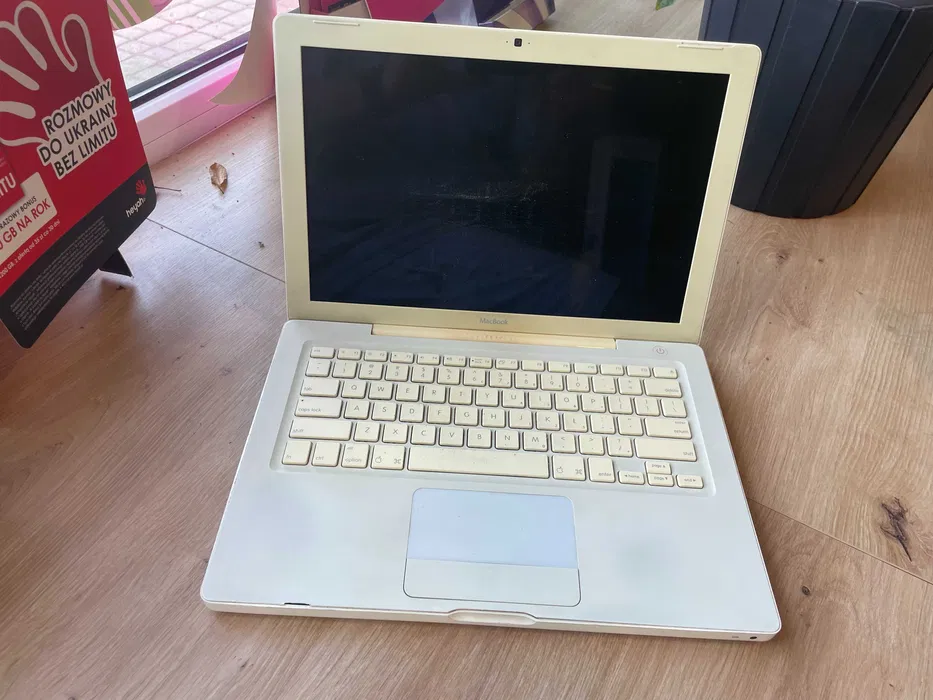 Laptop Kolekcjonerski Apple MacBook A1181 + Gwarancja 6 msc - obrazek 2
