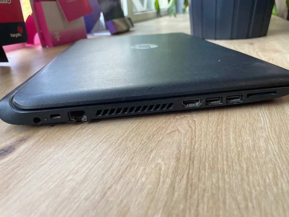 Laptop HP PROBOOK 640 G2 - I5 6 GEN / 128 GB / 8 GB RAM + GW 12 MSC - obrazek 3