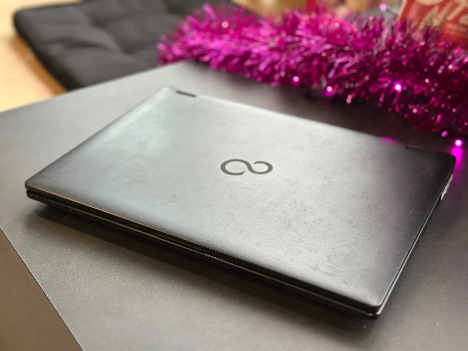 Laptop Fujitsu Lifebook E5410 I3-10110U 8GB/256GB, Gwarancja 12mcy! - obrazek 4