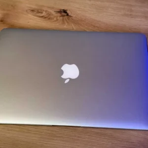 Laptop Apple MacBook Air (2017) 128 GB SSD /8 GB RAM/ i5 +GW 12 msc