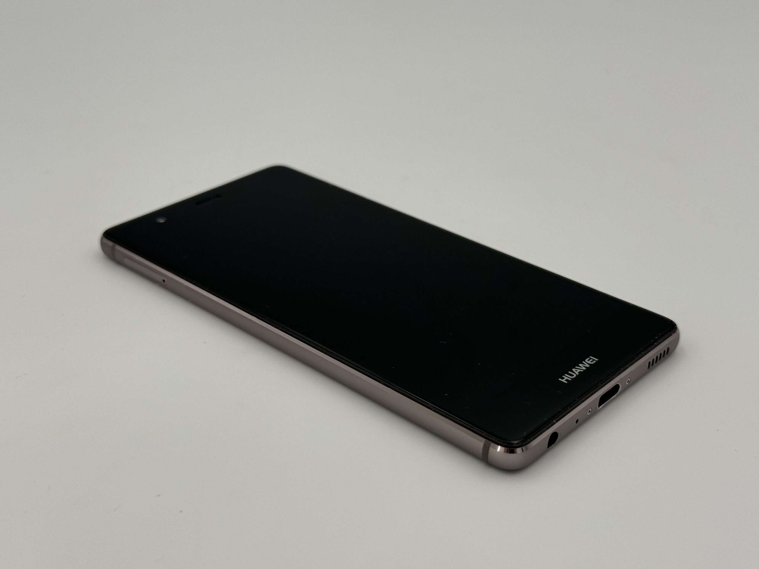 Smartfon Huawei P9 32GB / 3GB | GW6M - obrazek 2