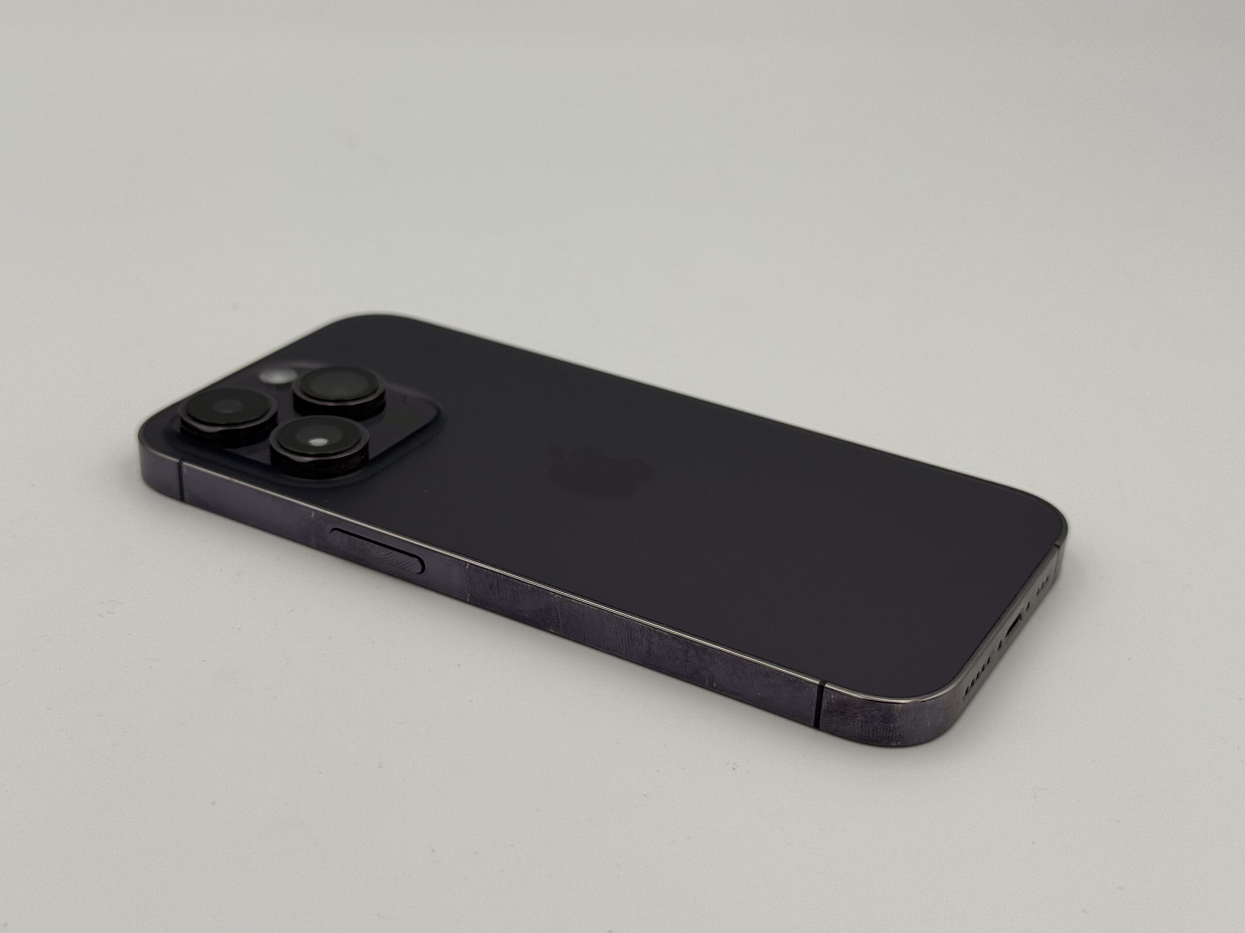 Smartfon Apple iPhone 14 Pro 128 GB głęboka purpura | 12GW - obrazek 3