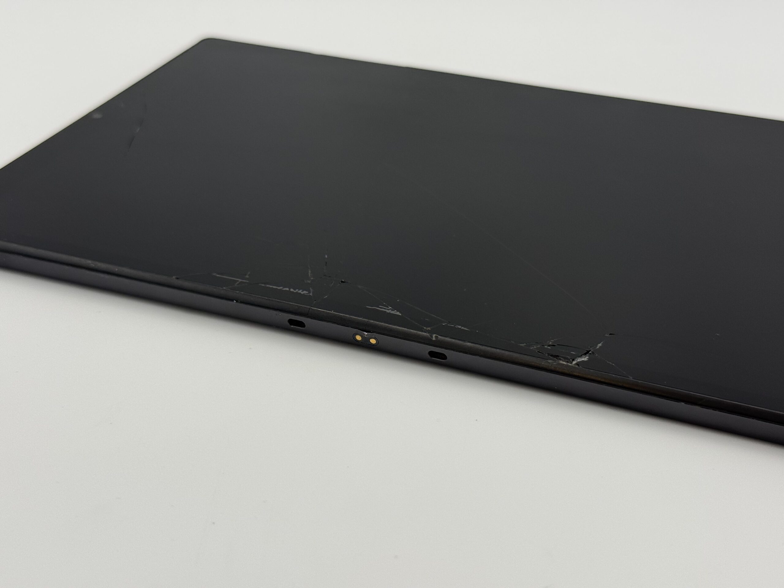 Tablet Lenovo Tab M10 FHD PLUS 64 GB / 4 GB RAM SZARY - obrazek 2
