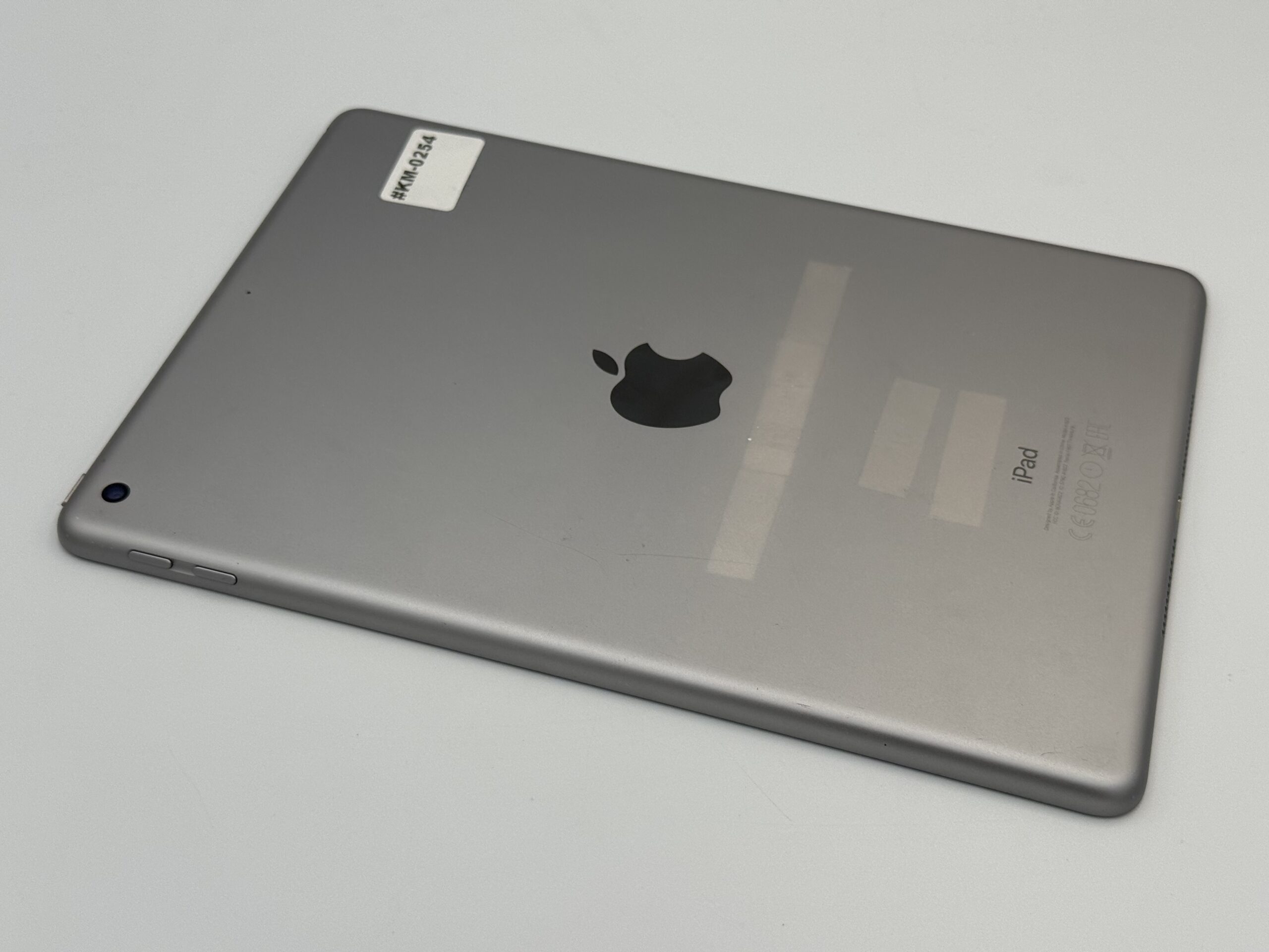 Apple iPad 5 gen. 32 GB szary Wi-Fi - obrazek 2