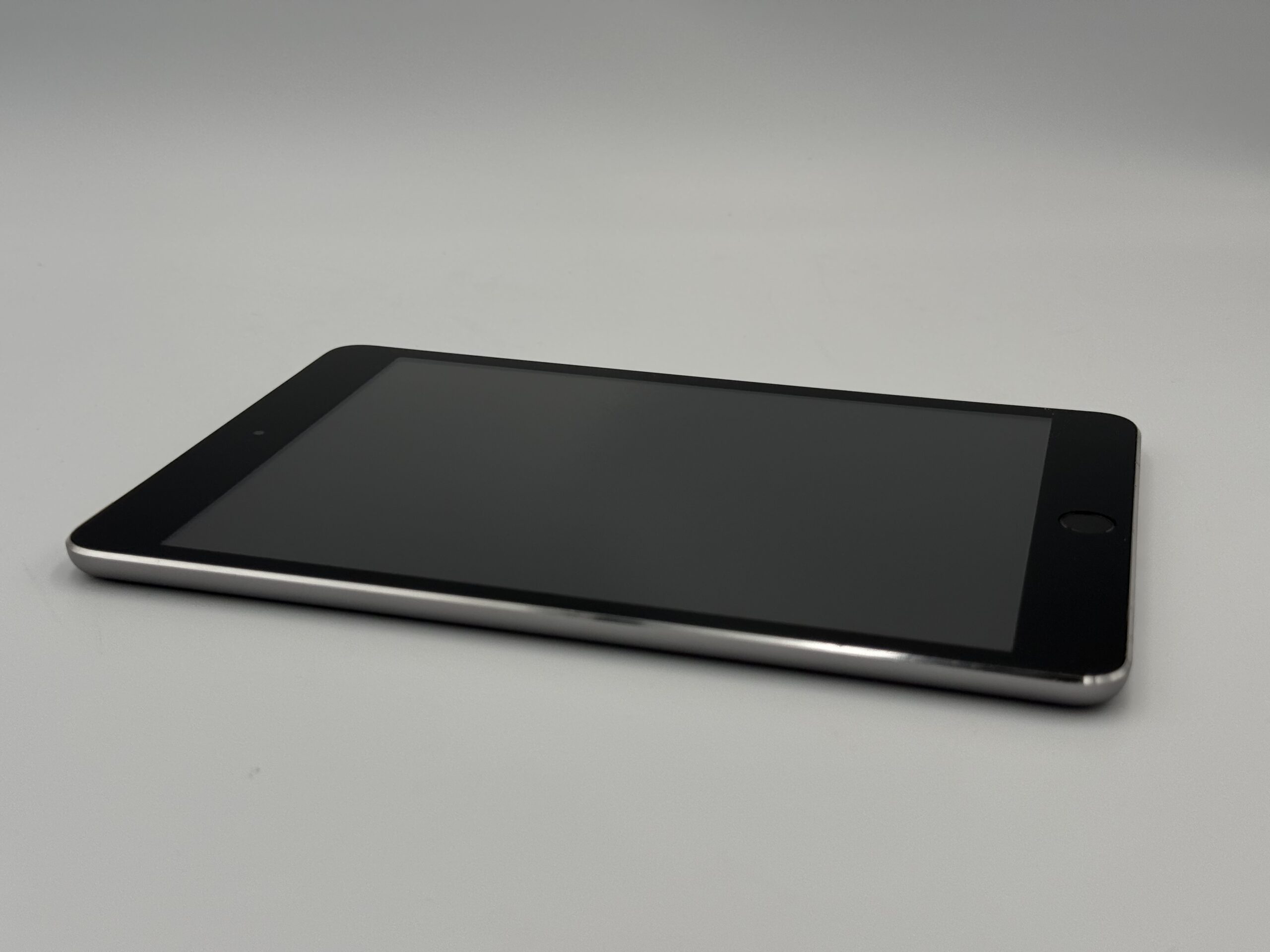 Apple iPad mini 3 gen. 64 GB Wi-Fi + Cellular szary - obrazek 3