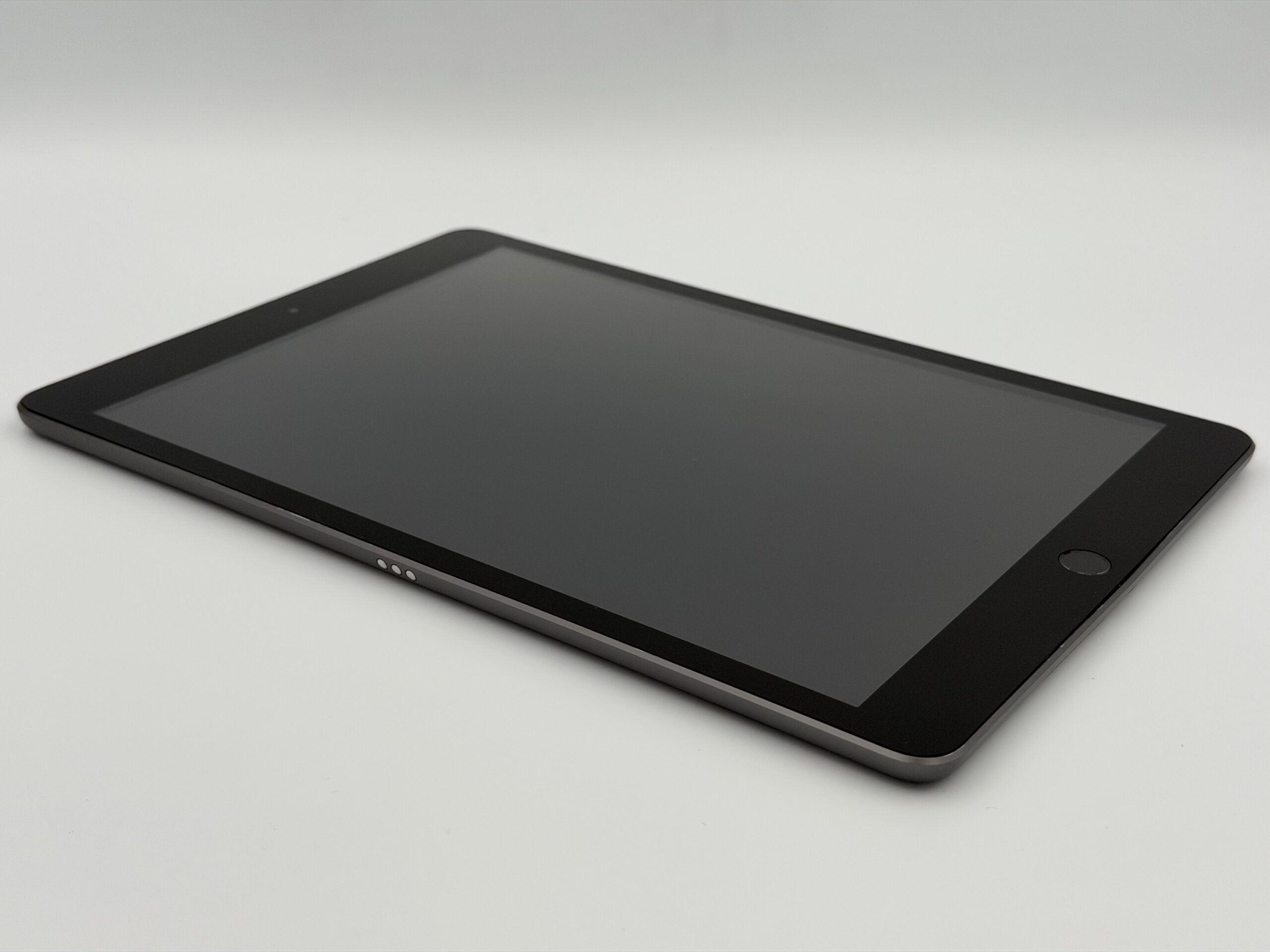 Apple iPad 8 gen. 32 GB szary Wi-Fi szary