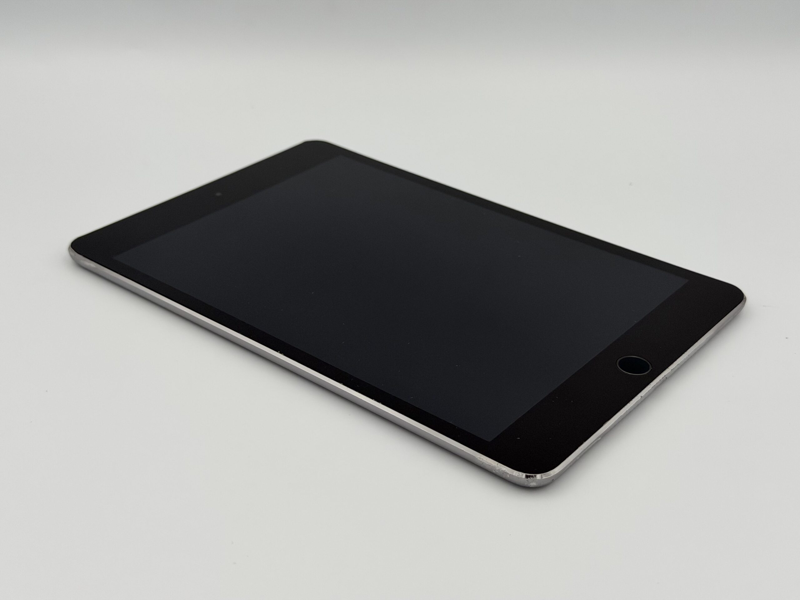 Apple iPad mini 4 gen. 128 GB Wi-Fi szary