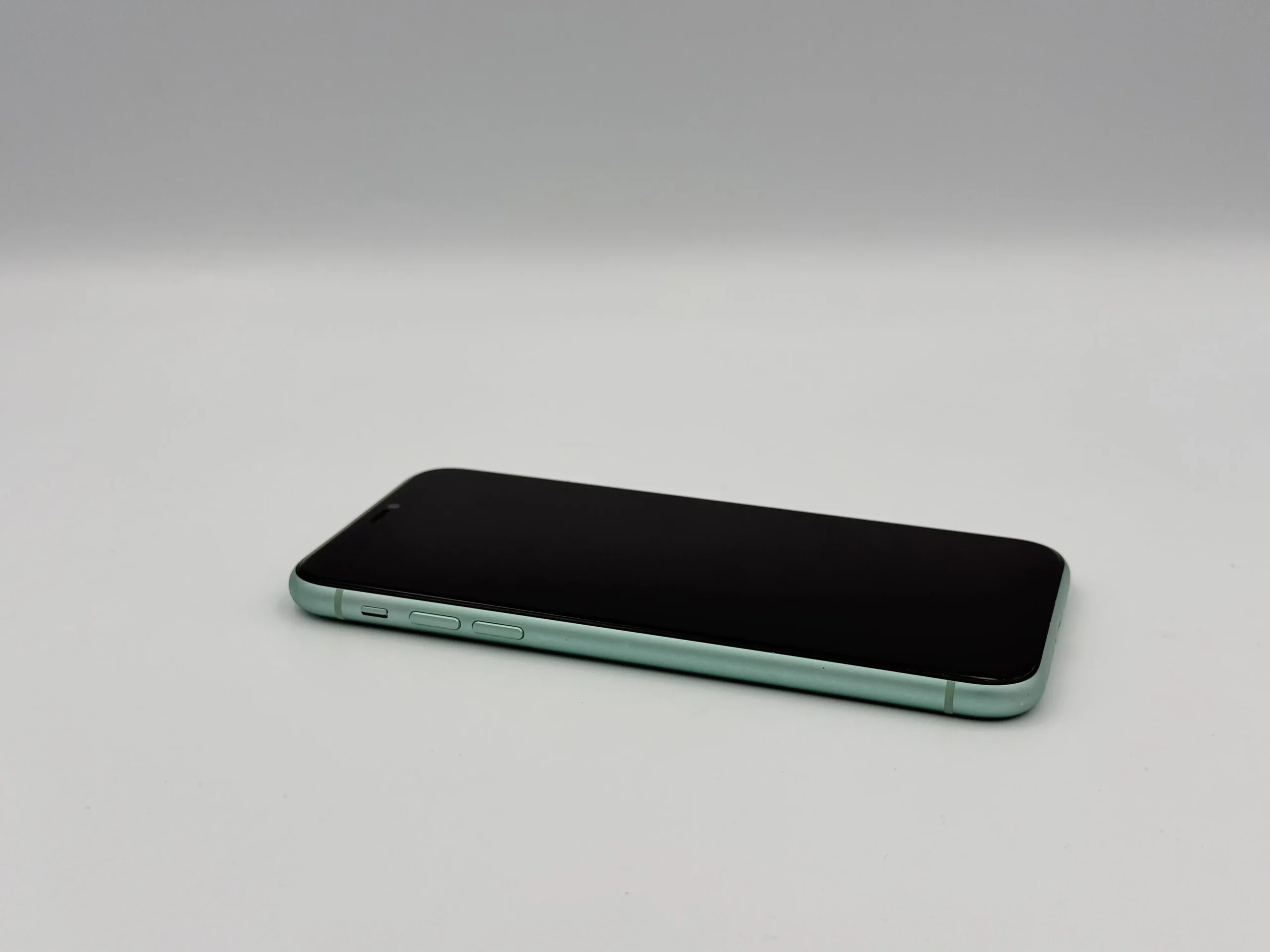 Smartfon Apple iPhone 11 64 GB zielony | BAT: 100%